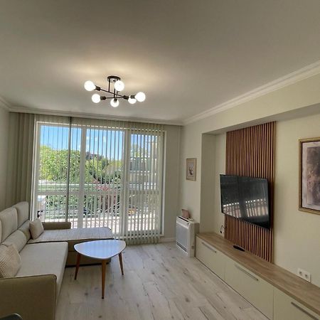 Apartcomplex Splendid Saints Constantine and Helena Esterno foto
