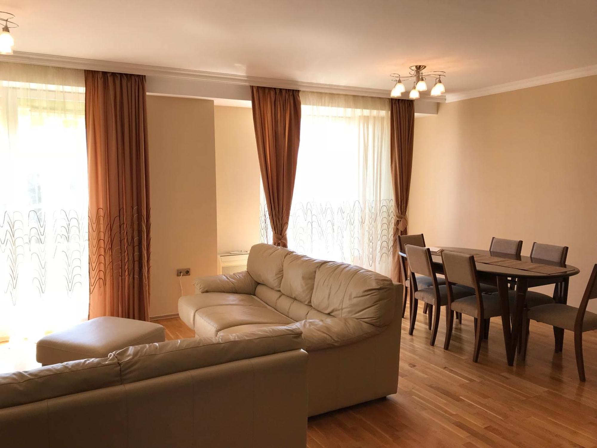 Apartcomplex Splendid Saints Constantine and Helena Esterno foto
