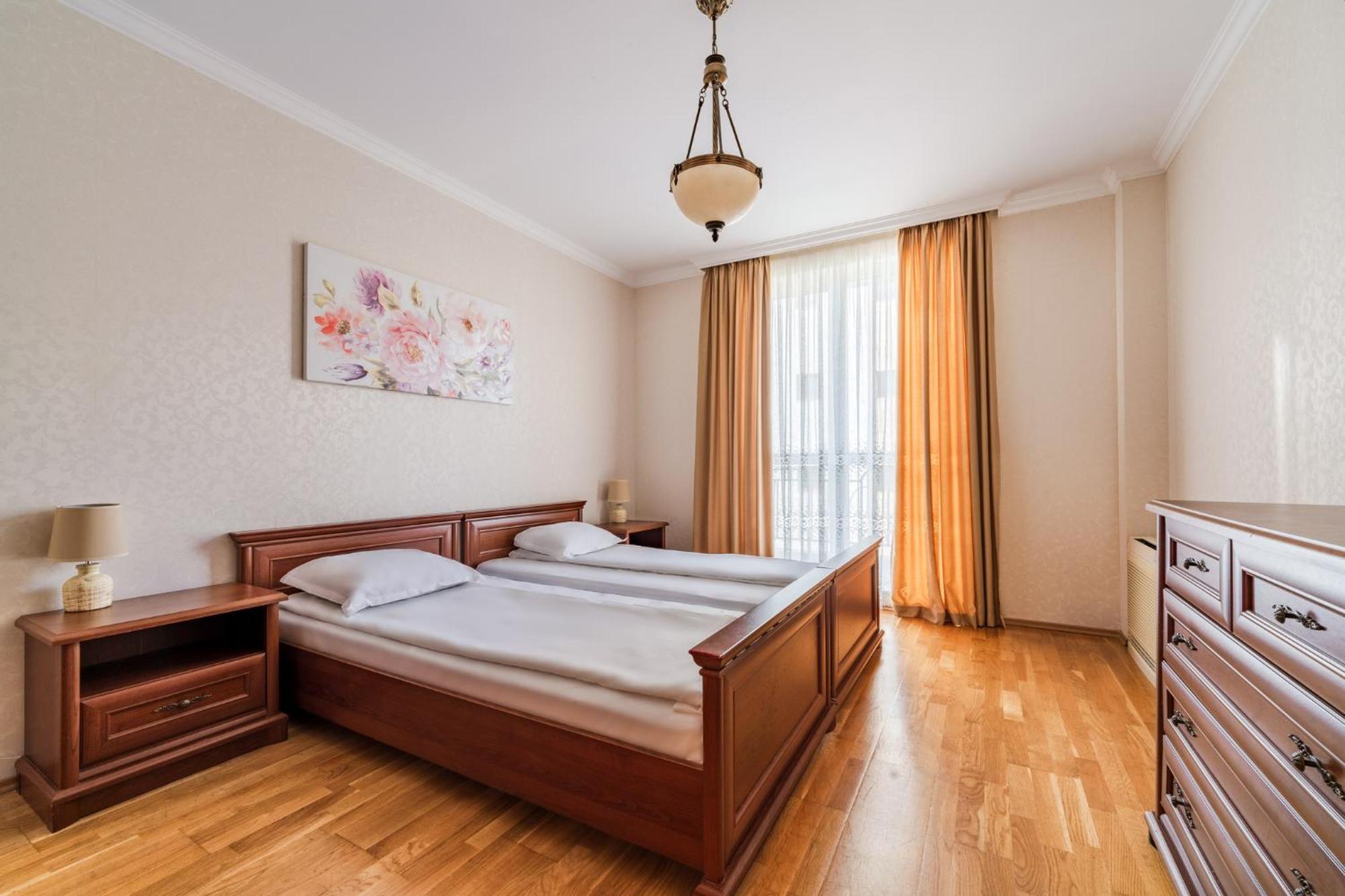 Apartcomplex Splendid Saints Constantine and Helena Esterno foto