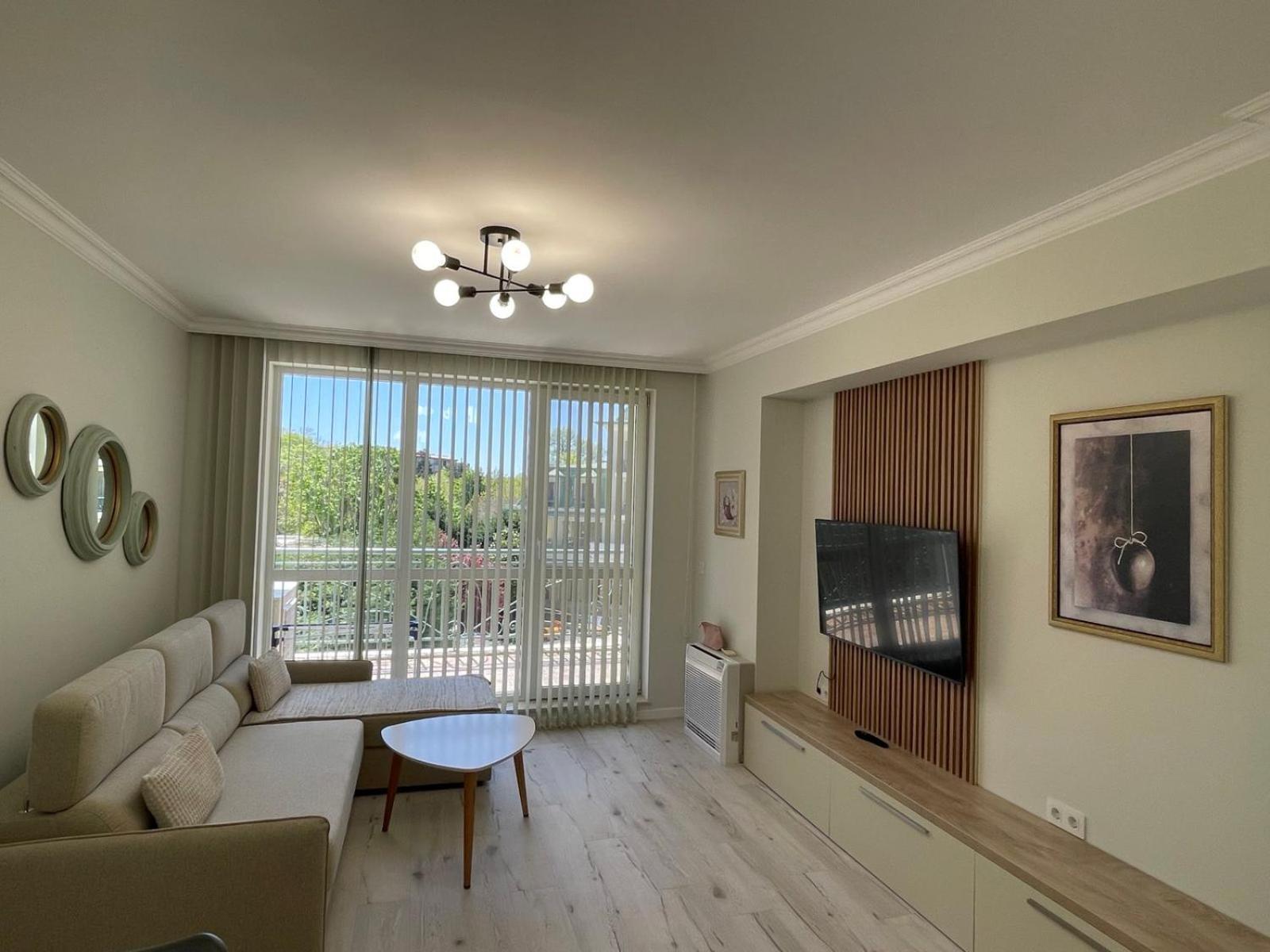 Apartcomplex Splendid Saints Constantine and Helena Esterno foto