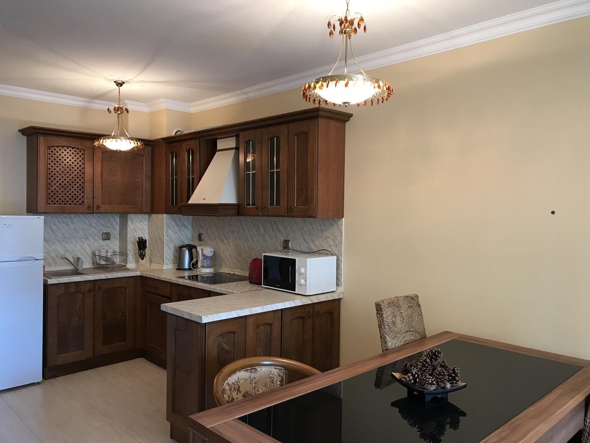 Apartcomplex Splendid Saints Constantine and Helena Esterno foto