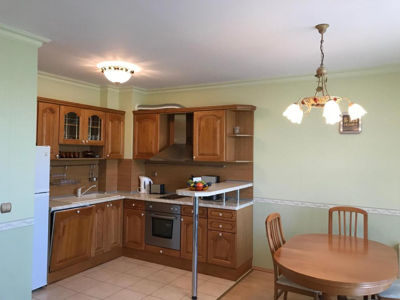 Apartcomplex Splendid Saints Constantine and Helena Esterno foto